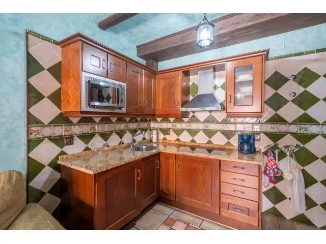 Casa de Pueblo 79m2 con Garaje y Amueblada en El Tiemblo
