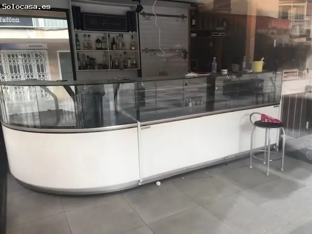 Local Comercial en Benidorm Centro Cerca de la Playa