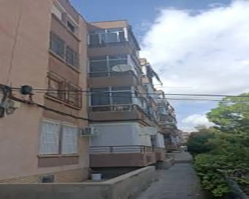 Piso 108m2 4 habitaciones 3 banos Benichembla Alicante
