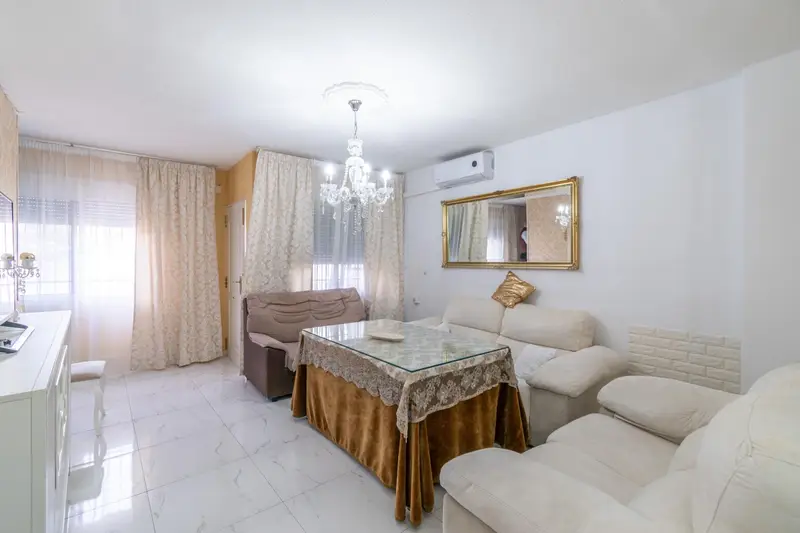Venta Adosado con Terraza en Centro Peligros