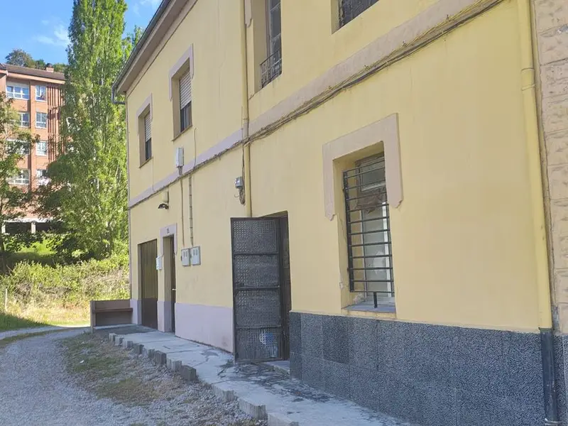 Chalet en Olloniego Asturias para reformar cerca de Oviedo