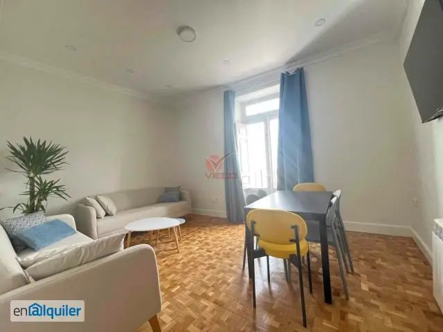 Alquiler Piso Amueblado 120m2 Cuenca 3 Dormitorios Ascensor