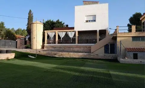 Chalet con Encanto en El Montmell 5 Dormitorios Piscina y Jardin
