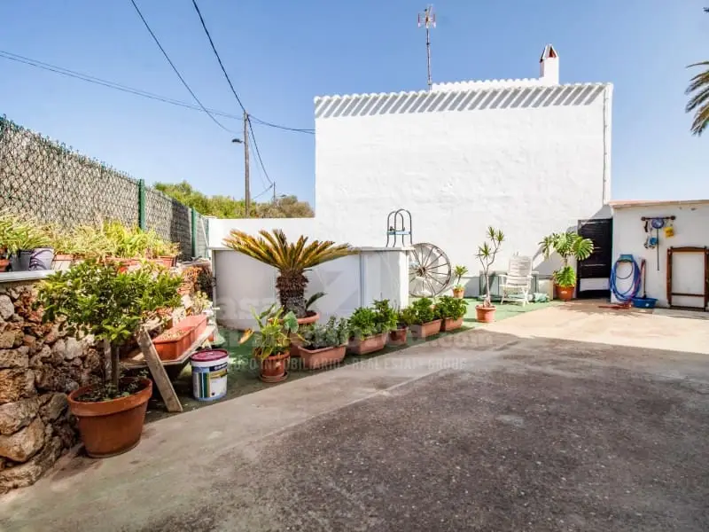 Apartamento en Son Vilar Menorca Reformado con Patios Privados