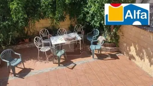 Chalet Adosado 3 Plantas 270m2  Terraza Jardin Garaje Cáceres