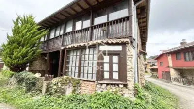 Casa en Venta Vallobal Asturias - Cabaña con 4 Habitaciones y 2 Baños