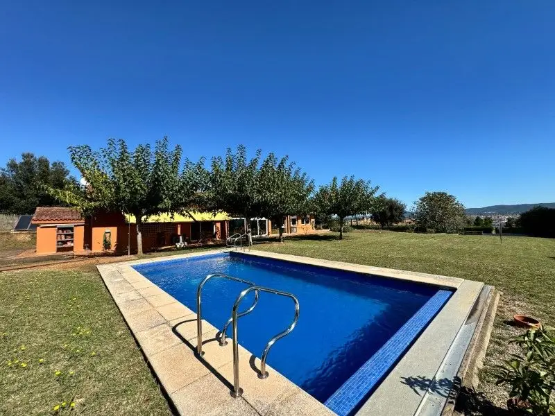 Venta Casa con calefacción en Montfulla - Ref 2437