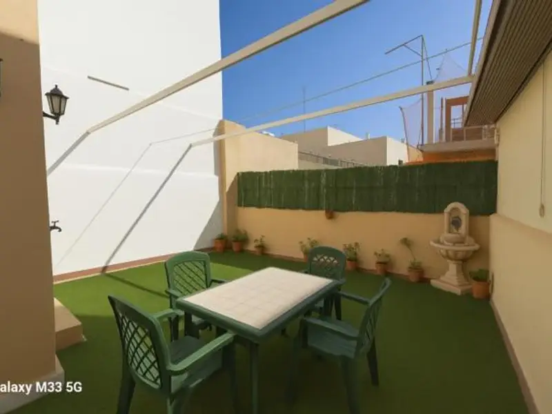 Chalet con Terraza y Barbacoa en Almería