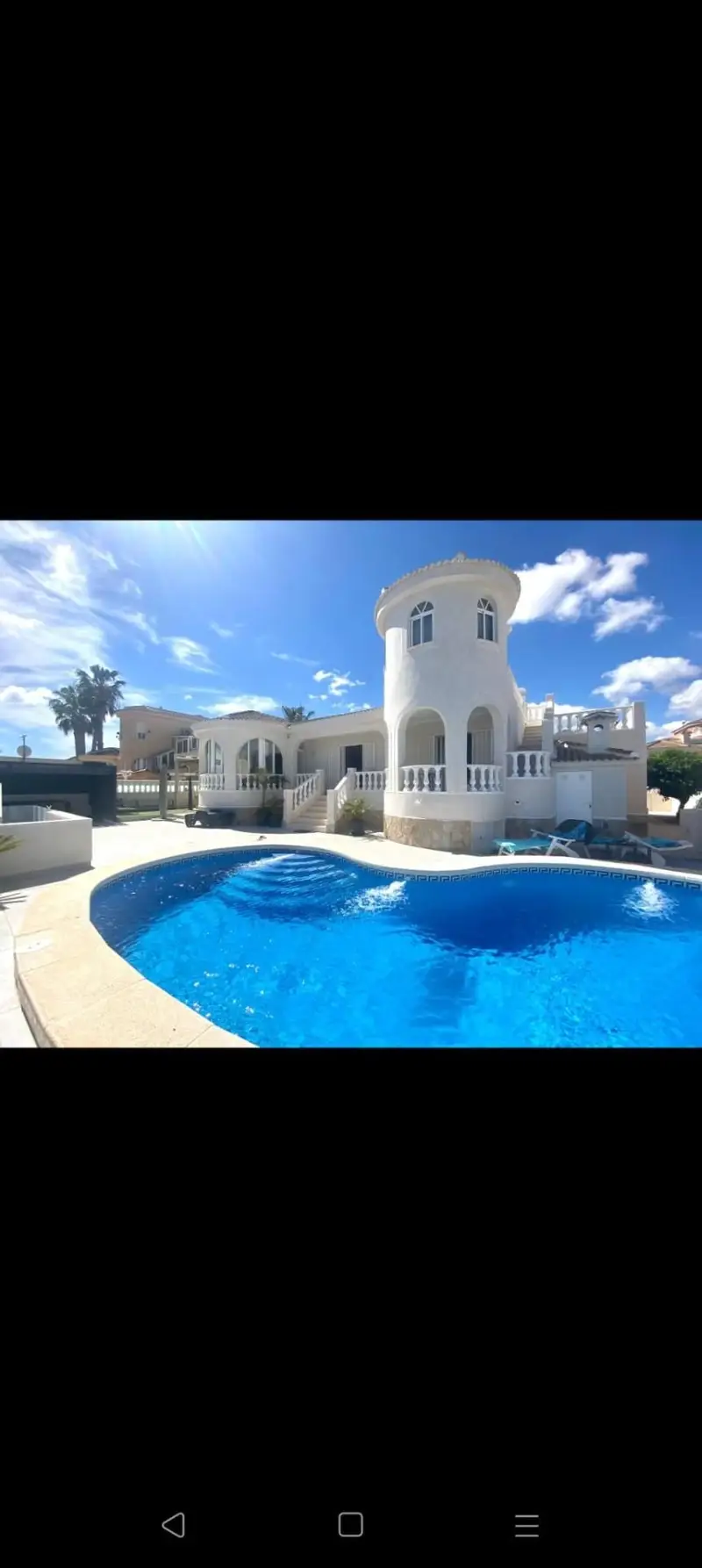 Venta Villa en Blue Lagoon, San Miguel de Salinas - Ref: 24V121