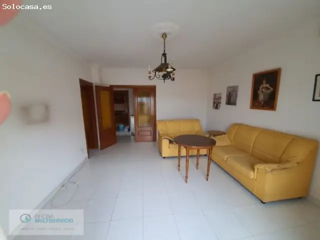 Piso en venta zona institutos necesita mejoras