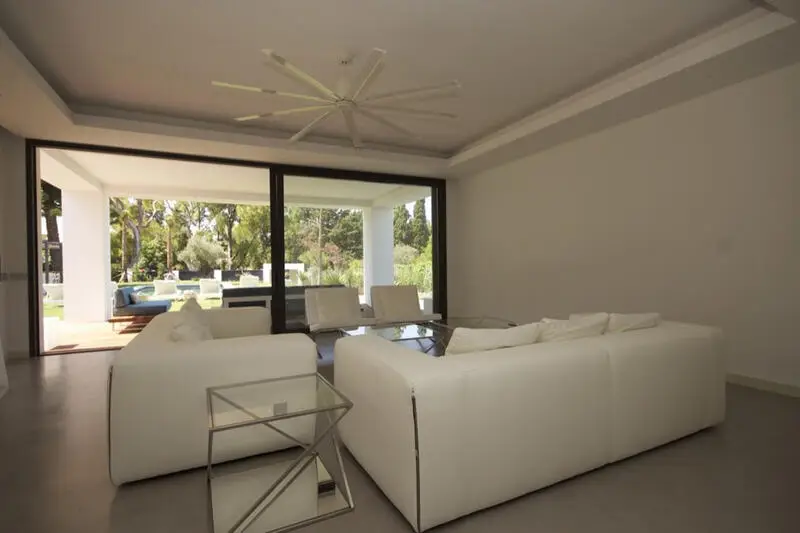 Villa de Lujo en Guadalmina Baja 6 Dormitorios Cerca de la Playa