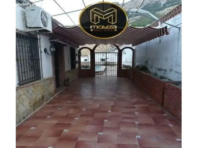 Chalet en Venta Los Villares 7 Dormitorios Piscina