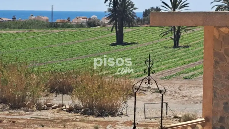 Chalet con 6 habitaciones y jardin para reformar