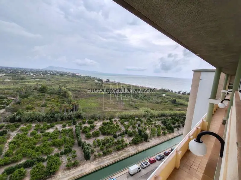 Ático en venta Tavernes de la Valldigna 154m² terraza 3 dormitorios