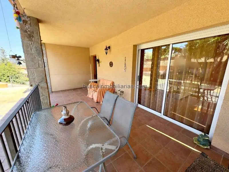 Chalet en Venta Vallirana 4 Dormitorios Parcela 1176m2