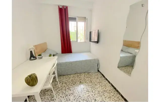 Alquiler Apartamento 4 Dormitorios Sevilla Centro Estudiantes