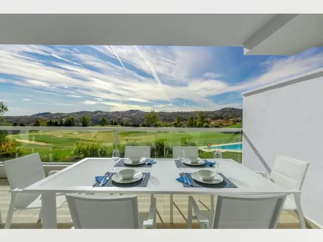 Apartamento 2 Dormitorios Alquiler Málaga Golf
