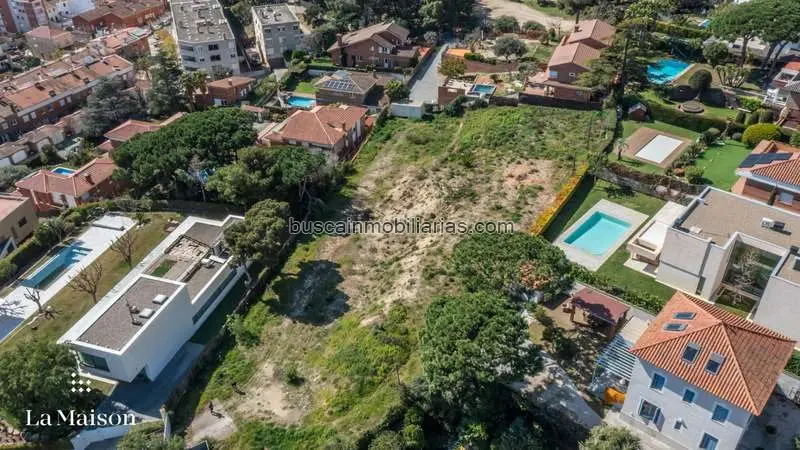 Parcela en venta El Masnou 3000m2  cerca de la playa