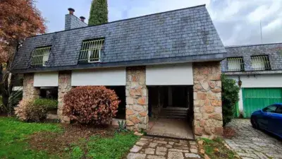 Chalet en Venta Soto del Real Sierra de Madrid Lujo y Confort