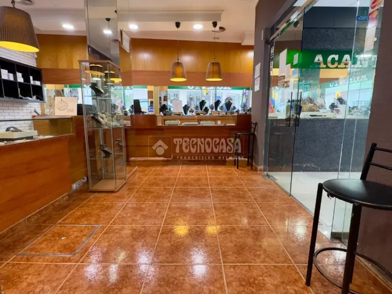 Local comercial en venta en Trinidad - Miraflores - Carlinda