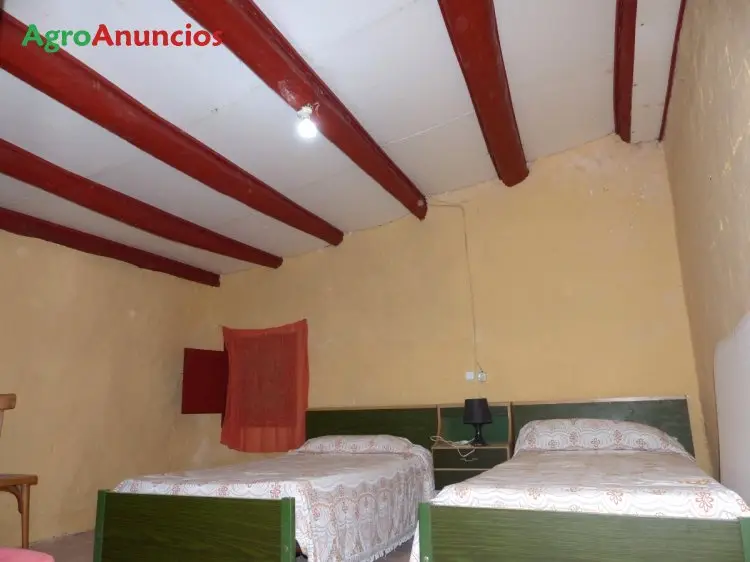 Venta  de Finca de regadío con masía en Barcelona