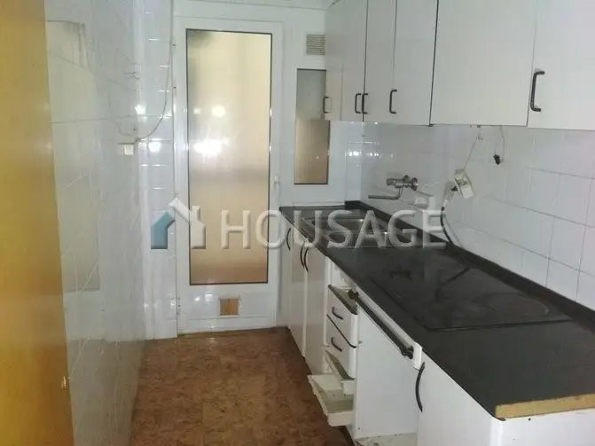 Piso en venta en Torrelles de Foix 61m2 3 dormitorios