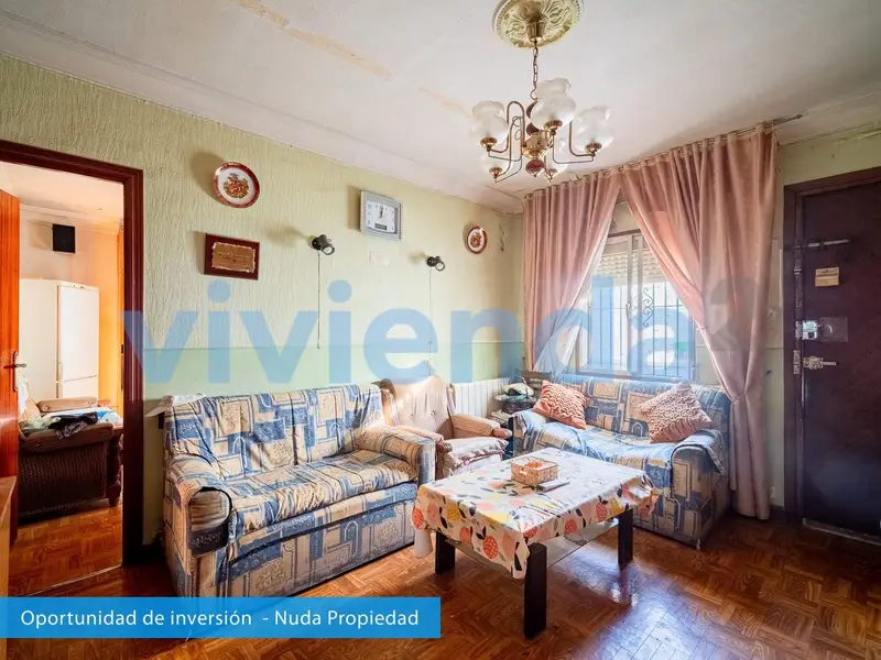 Venta de Nuda Propiedad Piso 3 Dormitorios Valdeacederas Madrid