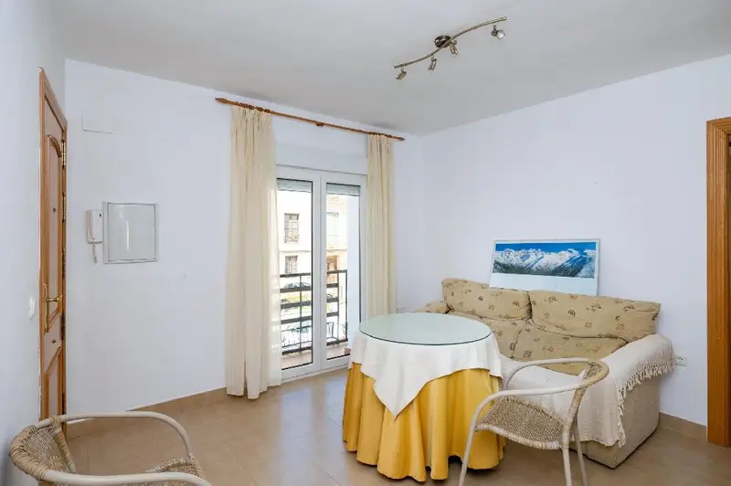 Venta Piso 2 habitaciones Huetor Santillan Ref 02336 NG