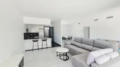 Chalet en Venta Huerta Nueva: Villa Moderna con Piscina y Vistas