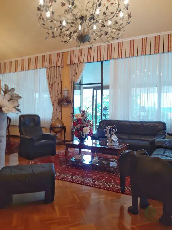 Chalet independiente en Etxabarri Ibiña cerca de Vitoria