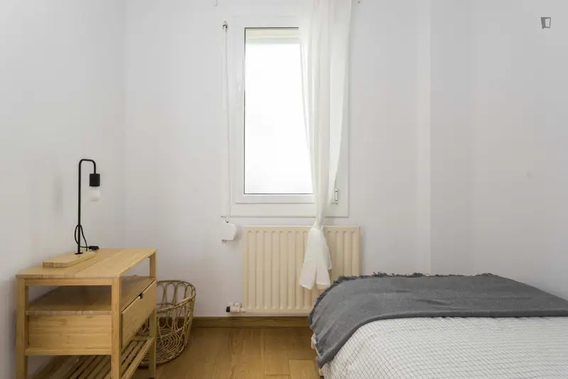 Coliving Barcelona: Habitaciones Amuebladas con Servicios Incluidos