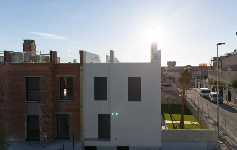 Bungalows y Villas en Pilar de la Horadada - Cerca de la Playa