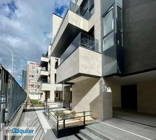 Alquiler Piso de Lujo en Almenara Madrid 2 Dormitorios Terraza