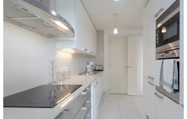 Apartamento en Castelldefels con Vistas al Mar y Piscina