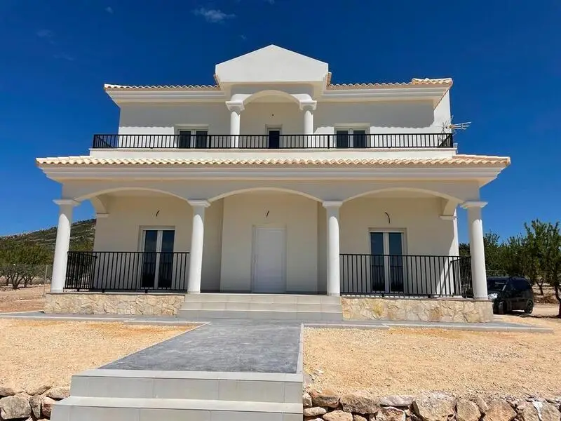 Villas de Lujo en Pinoso  Alicante