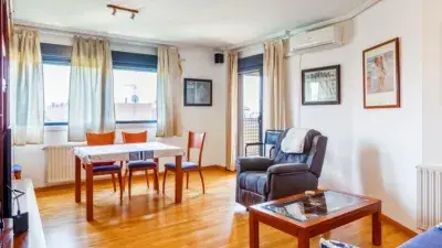 Piso en Venta en Urbanizaci	ón Privada con Piscina Boadilla del Monte