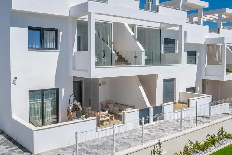 Bungalow en Planta Baja Torrevieja 2 Dormitorios 2 Baños