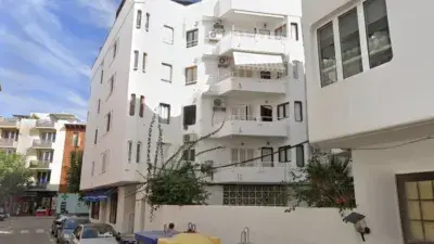 Piso en venta en Carrer d Elcano 172m 2 habitaciones 2 baños