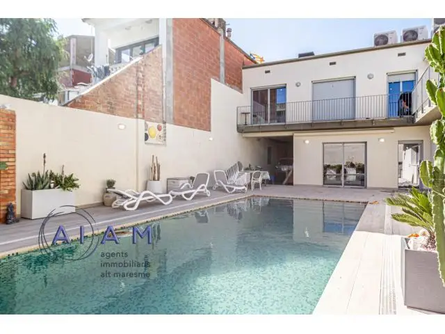 Casa en Malgrat de Mar 8 habitaciones piscina y garaje