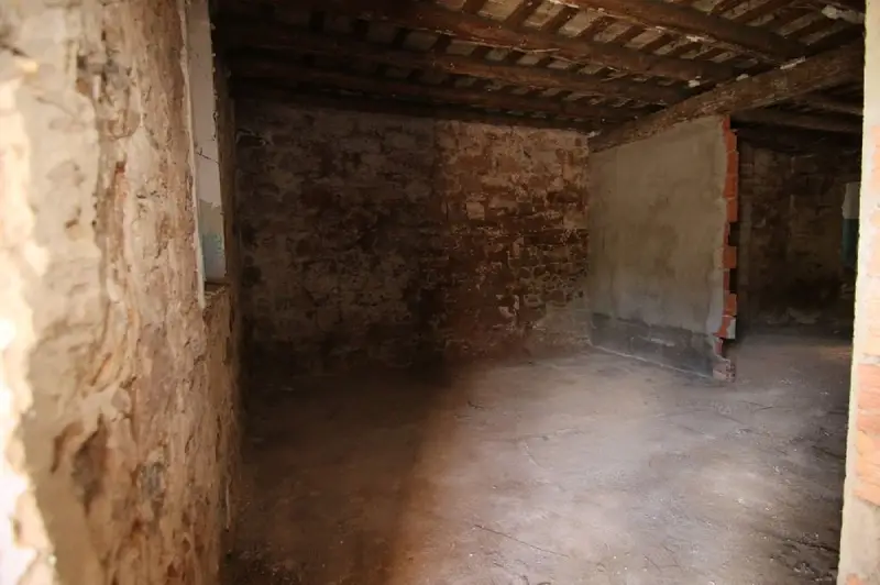 Venta Local Comercial Cardona 52m2 con Patio