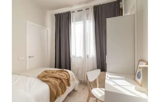 Habitacion 80m2 Alquiler Barcelona