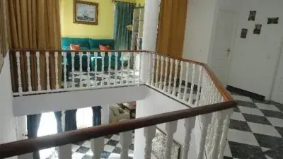 Chalet en venta en Calle Calle Traiña, Número 1