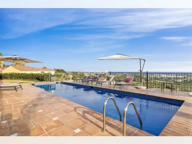 Adosado 3 Dormitorios Benahavis Vistas al Mar Piscina