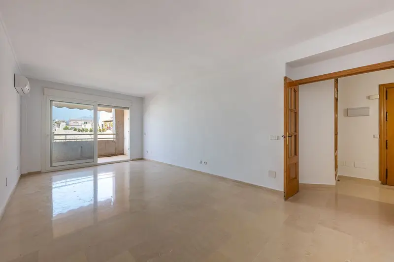 Apartamento 3 Dormitorios Marbella Cerca Puerto Playa