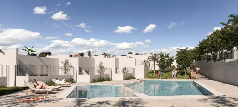 Adosados en Monforte del Cid con Jardin y Piscina