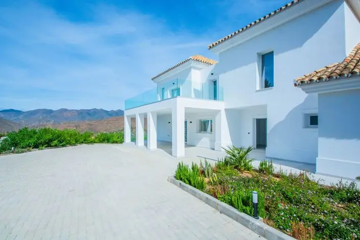 Villa de Lujo 4 Dormitorios Marbella Este Vistas Panoramicas