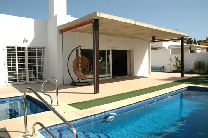 Villa en Venta Mar de Cristal 3 Dormitorios Piscina Climatizada