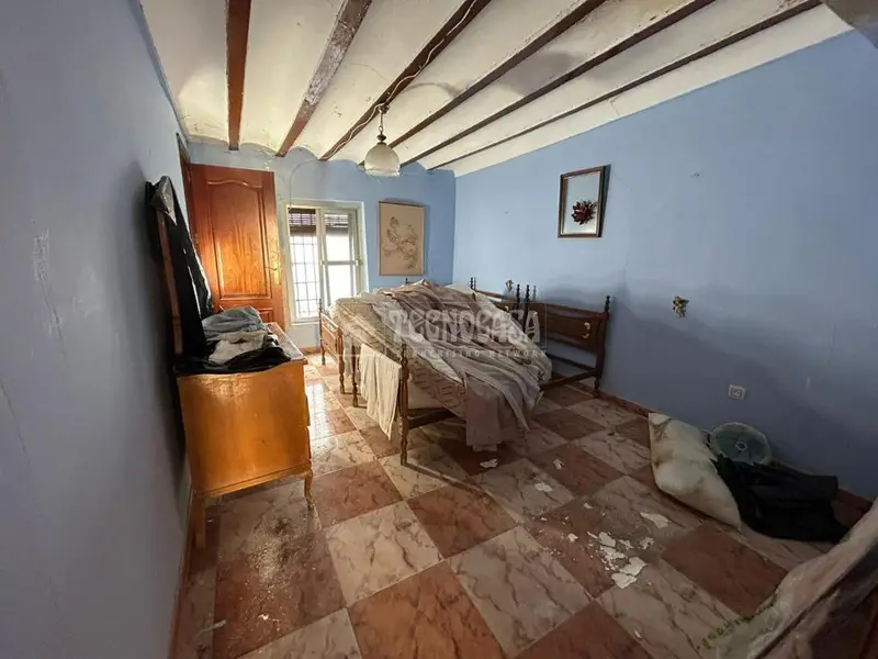 Casa en venta Baeza centro 128m2 2 habitaciones 2 baños patio