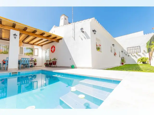 Casa Villa 3 Dormitorios Alquiler Cártama Málaga Piscina Privada