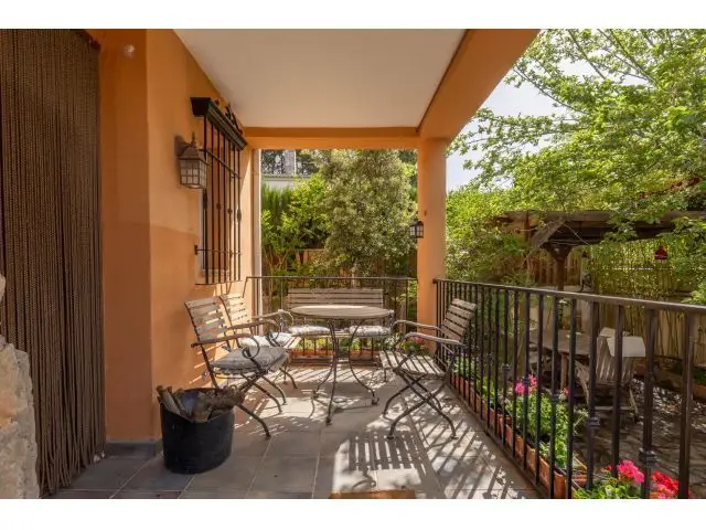 Chalet independiente con piscina en Cumbres Verdes La Zubia